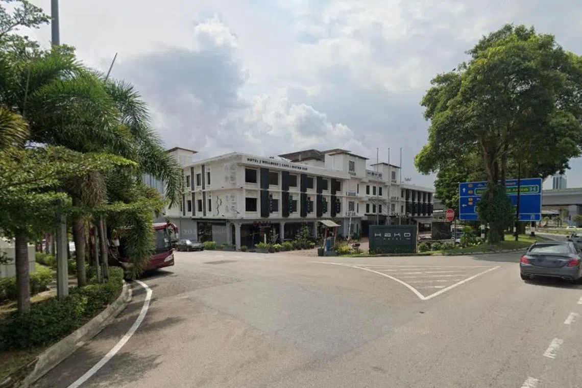 The shortcut, situated near Hako Hotel in Jalan Lingkaran Dalam, makes it easier for pedestrians to walk to the CIQ complex.