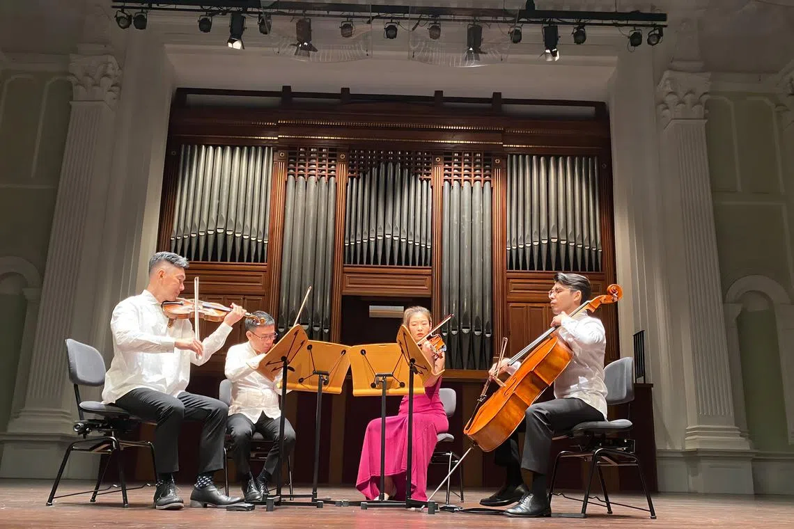 Founding T'ang Quartet violinists Ng Yu Ying and Ang Chek Meng with new members violist Dandan Wang and cellist Jamshid Saydikarimov have settled nicely as a cohesive outfit. 