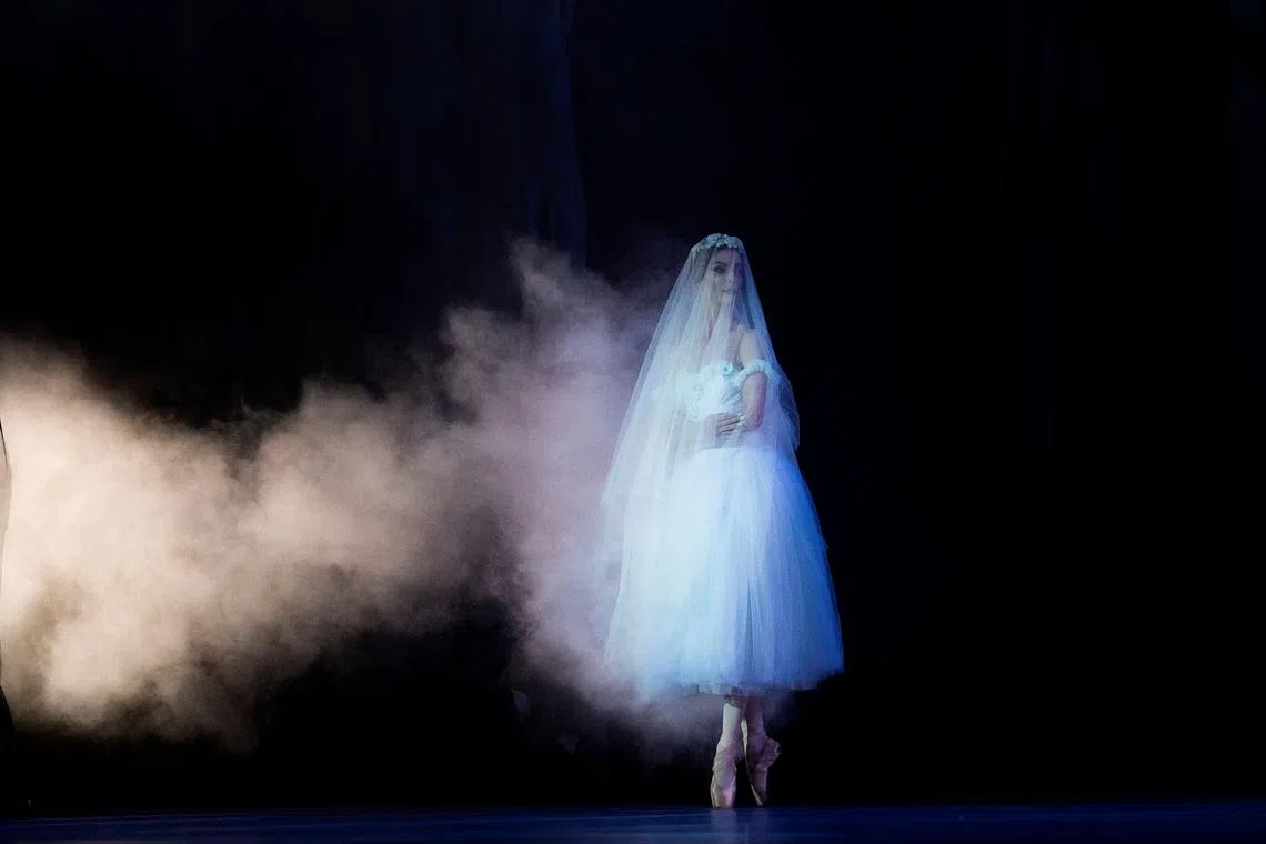 A ballet dancer from Cuba's National Ballet performs onstage during the 27th Alicia Alonso International Ballet Festival of Havana at the National theater in Havana on November 2, 2022. 