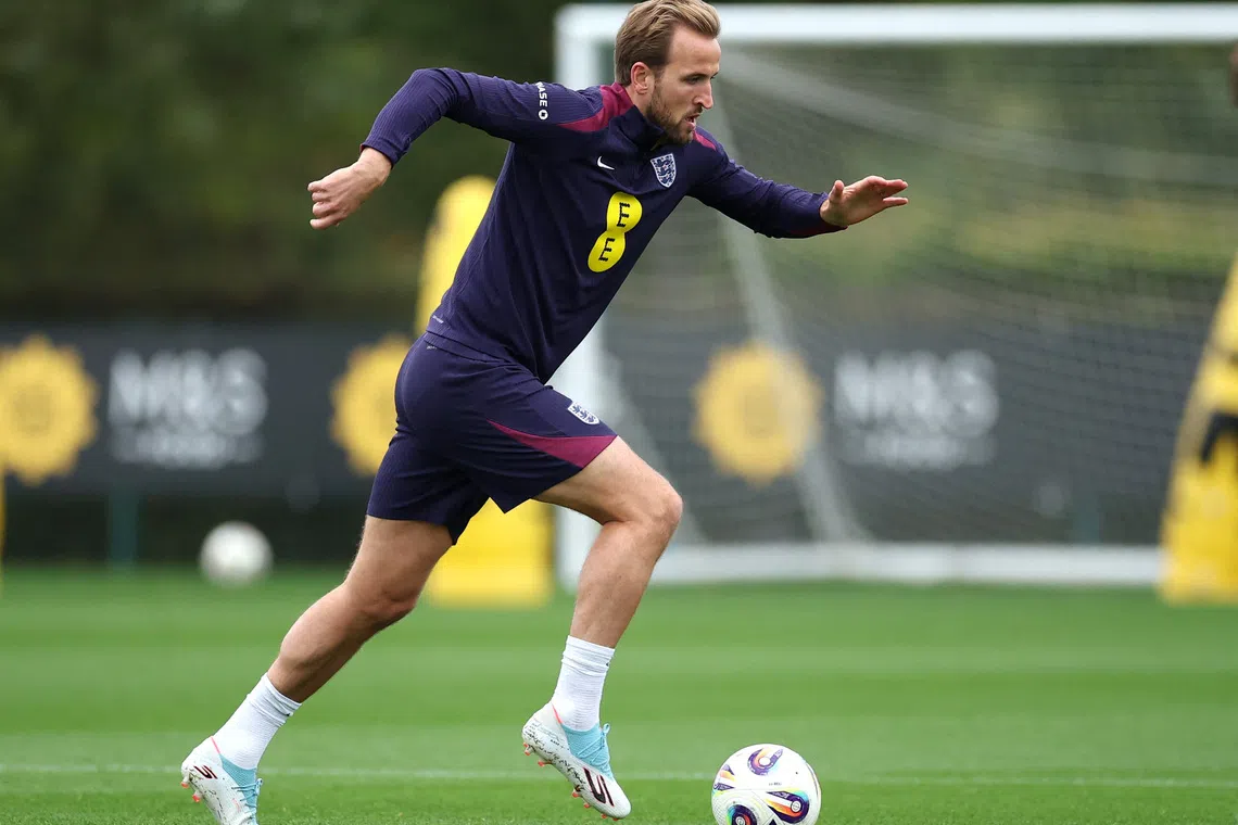 Soccer Football - FIFA World Cup - UEFA Qualifiers - England Training - Tottenham Hotspur Training Centre, London, Britain - October 13, 2025 England's Harry Kane during training Action Images via Reuters/Andrew Boyers
