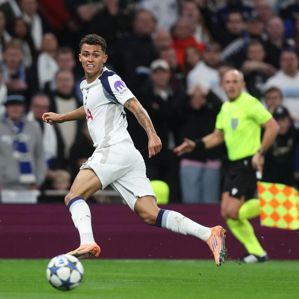 Soccer Football - UEFA Champions League - Tottenham Hotspur v FC Copenhagen - Tottenham Hotspur Stadium, London, Britain - November 4, 2025 Tottenham Hotspur's Brennan Johnson scores their first goal REUTERS/David Klein