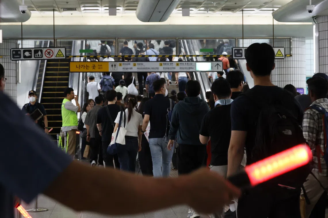 South Korea approves jeans for civil service job interviews but says no to ties, formal dress shoes