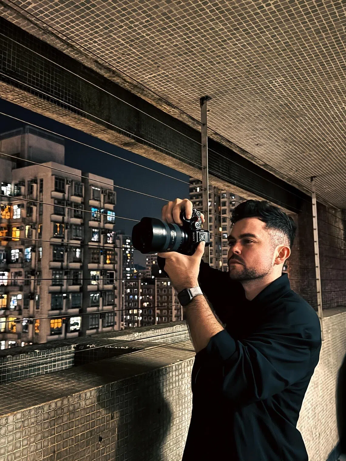 Derry Ainsworth moved to Hong Kong from Bournemouth in the United Kingdom in 2014, and has been a full-time photographer for a decade.