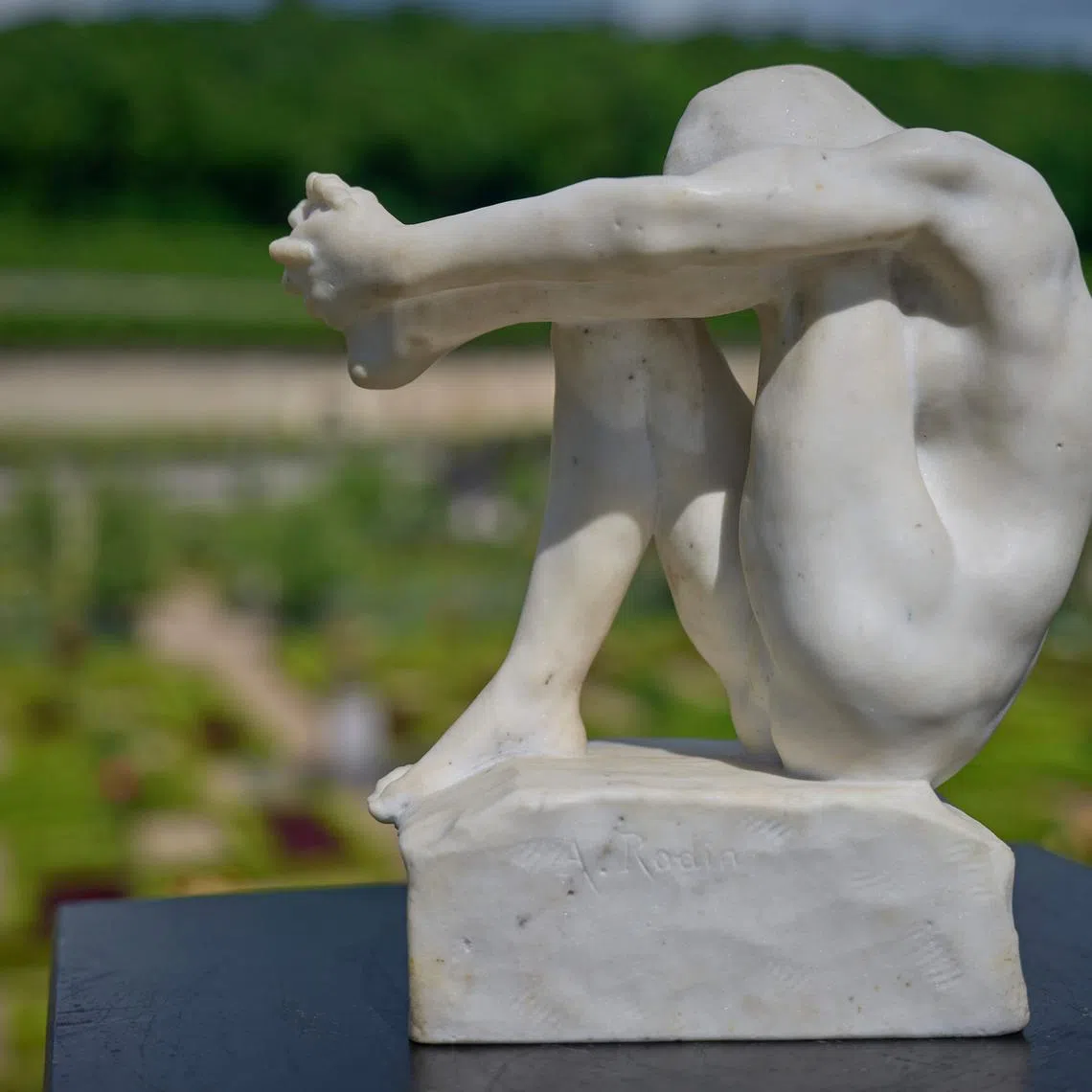 A marble sculpture by French sculptor Auguste Rodin entitled "Le Desepsoir" (The Despair), created between 1892 and 1893.