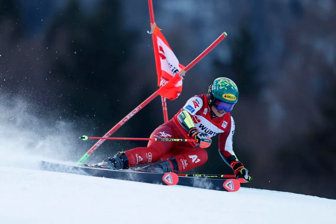 Alpine Skiing - FIS Alpine Ski World Cup - Women's Giant Slalom - Kranjska Gora, Slovenia - January 3, 2026 Austria's Julia Scheib in action during her first run REUTERS/Borut Zivulovic