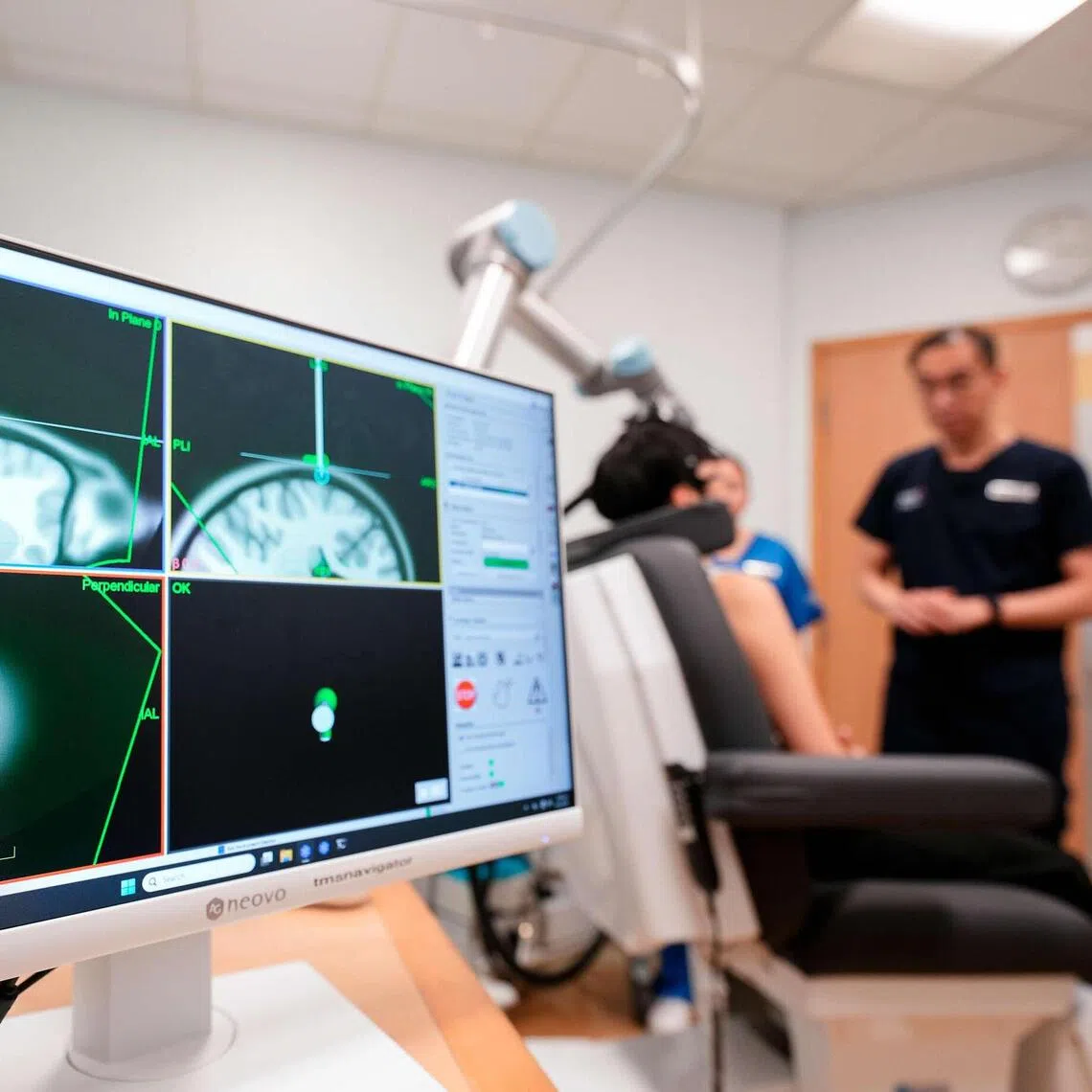The treatment uses functional magnetic resonance imaging scans with AI-powered algorithms to map brain circuits.
