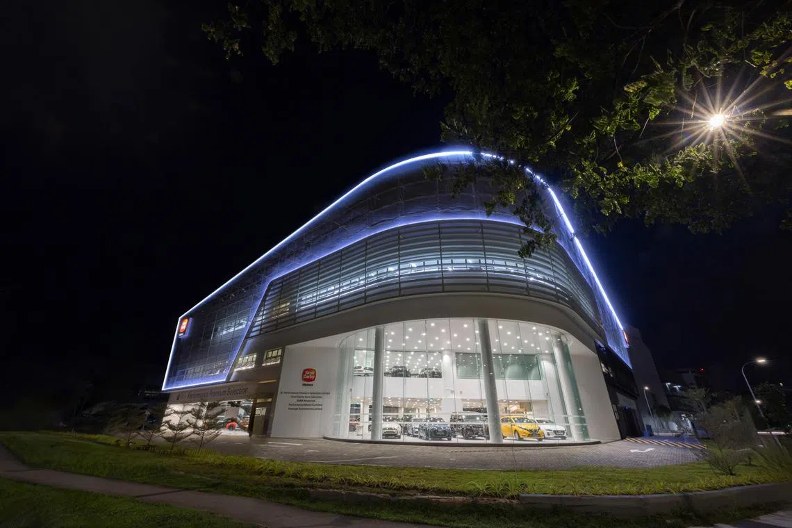 ctpml22 - Sime Darby Motors refurbished complex.



Credit Sime Darby Motors