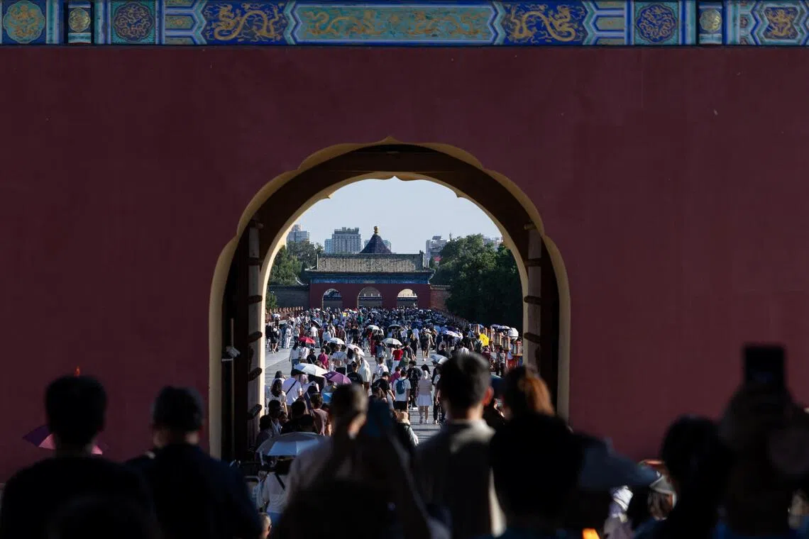 Beijing has expanded a "visa-on-arrival" programme to make it easier for Taiwanese to travel to and from the mainland. 