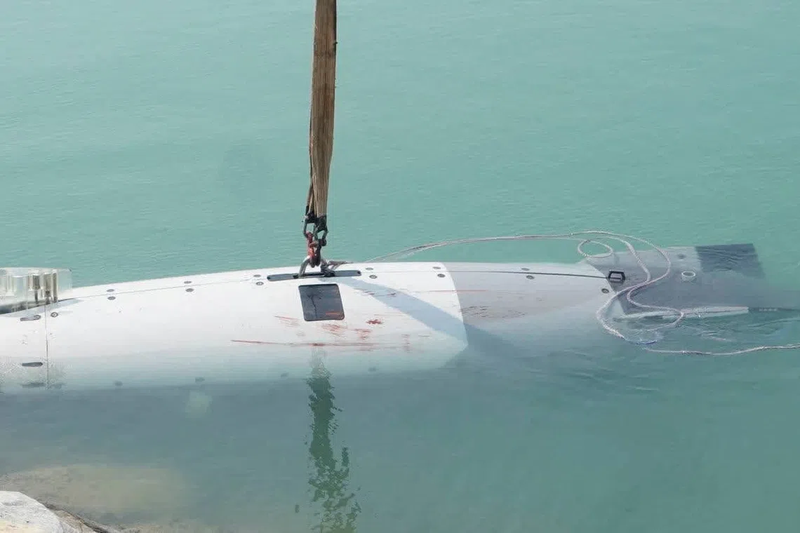 An unmanned US submersible which Iran says it captured at the entrance of the Strait of Hormuz.