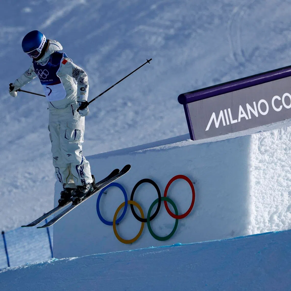 Milano Cortina 2026 Olympics - Freestyle Skiing - Women's Freeski Slopestyle Qualification - Livigno Snow Park, Livigno, Italy - February 07, 2026. Ailing Eileen Gu of China in action during her run REUTERS/Marko Djurica