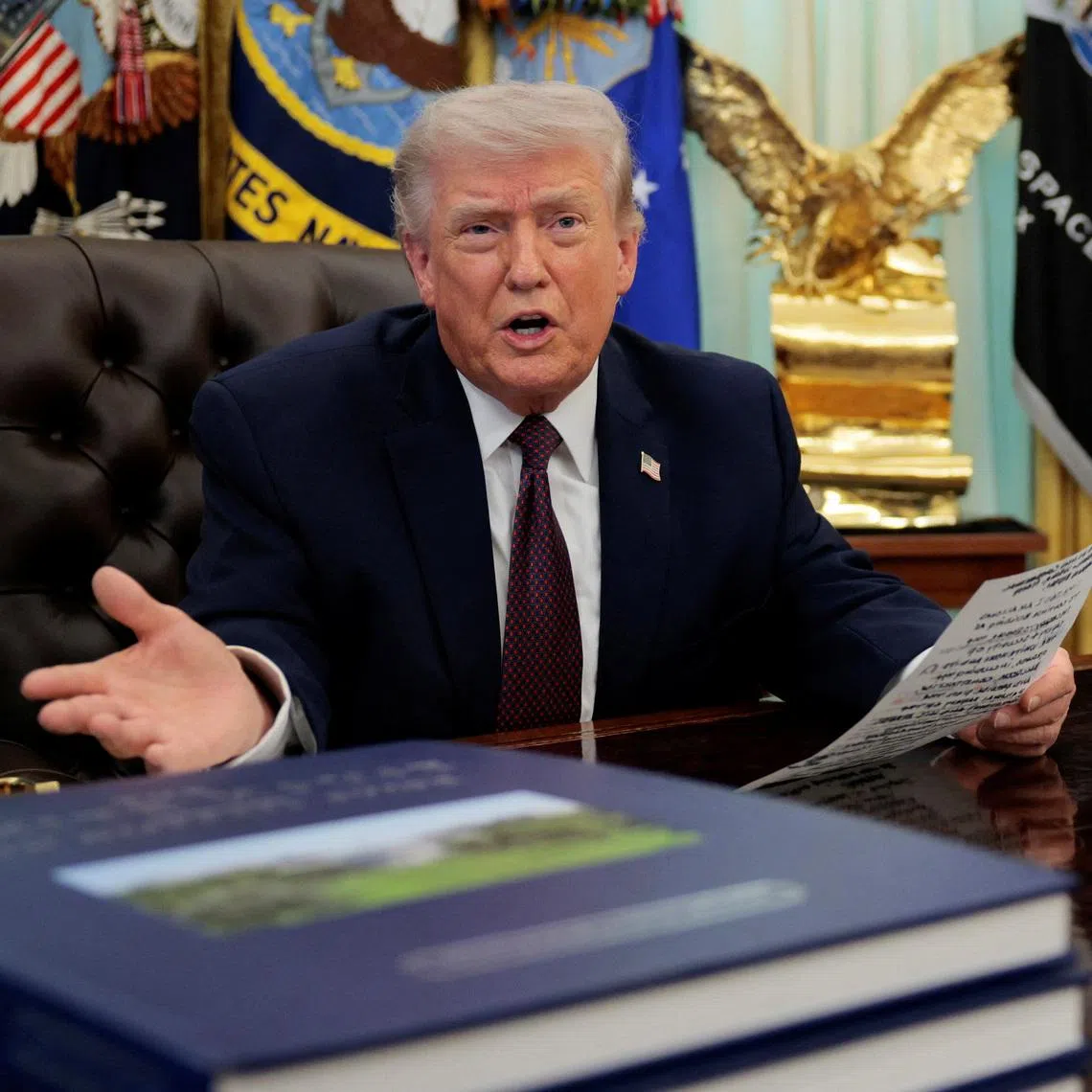 U.S. President Donald Trump speaks during the signing ceremony for an executive order on mail ballots, in the Oval Office of the White House in Washington, D.C., March 31, 2026.  REUTERS/Evan Vucci