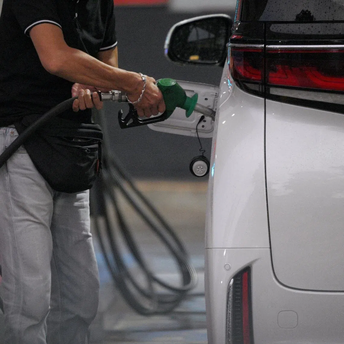 CASE president Melvin Yong encouraged consumers to use the Price Kaki app to compare petrol prices and make more informed choices.