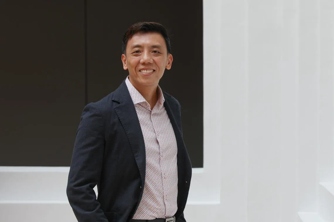 Acting Minister for Transport and Senior Minister of State for Finance Jeffrey Siow will join the Singapore Economic Resilience Taskforce. 