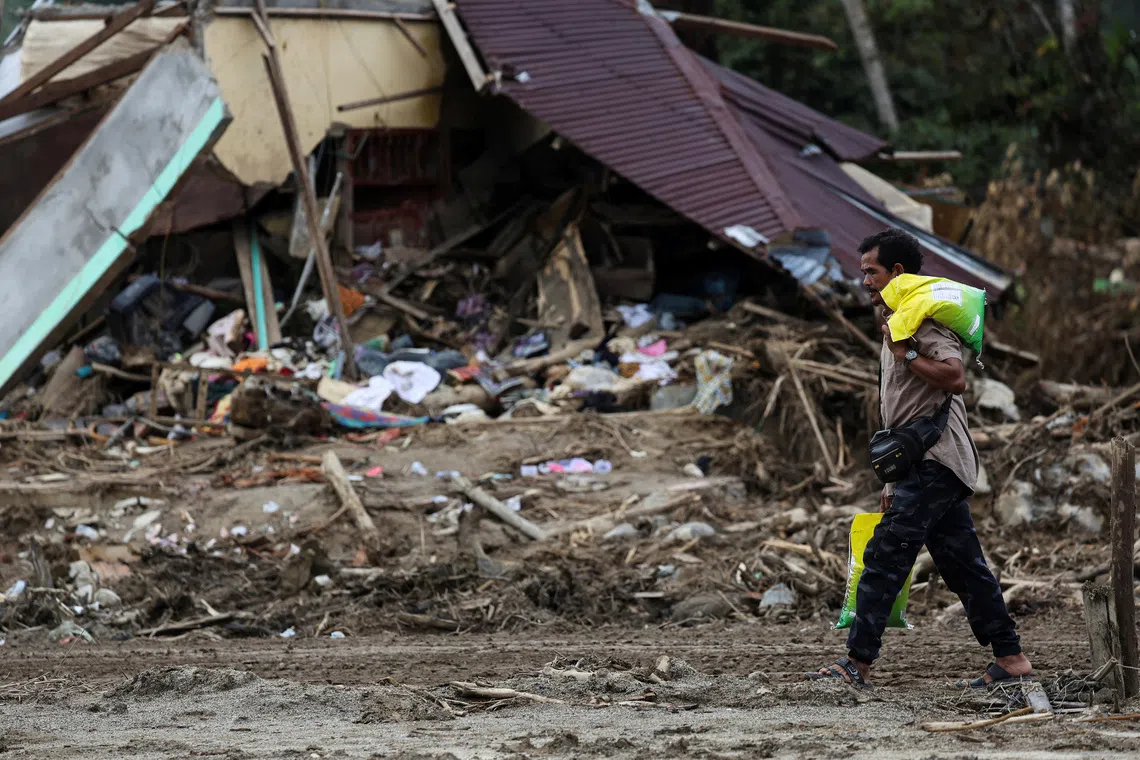 No New Year fireworks in Indonesia as the nation mourns Sumatra flood victims