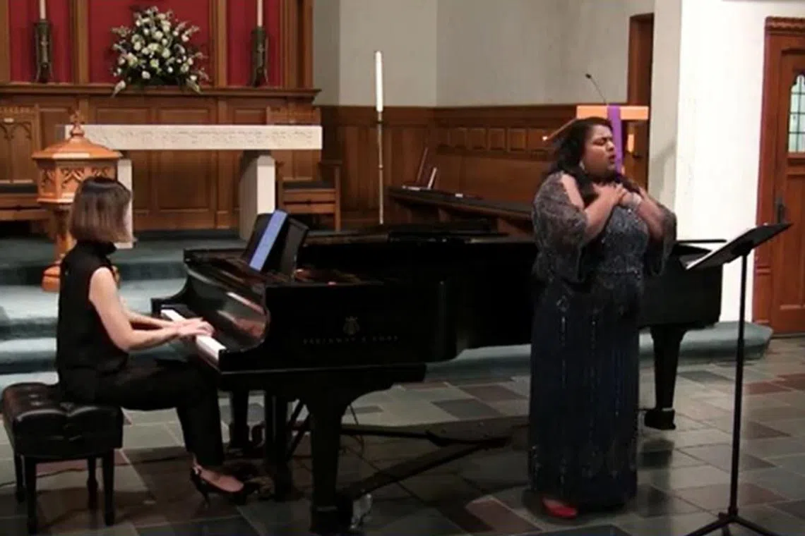 Dr Sridhar performed SingBites at recitals in the United States, accompanied by pianist Dr Yeon-Kyung Kim.