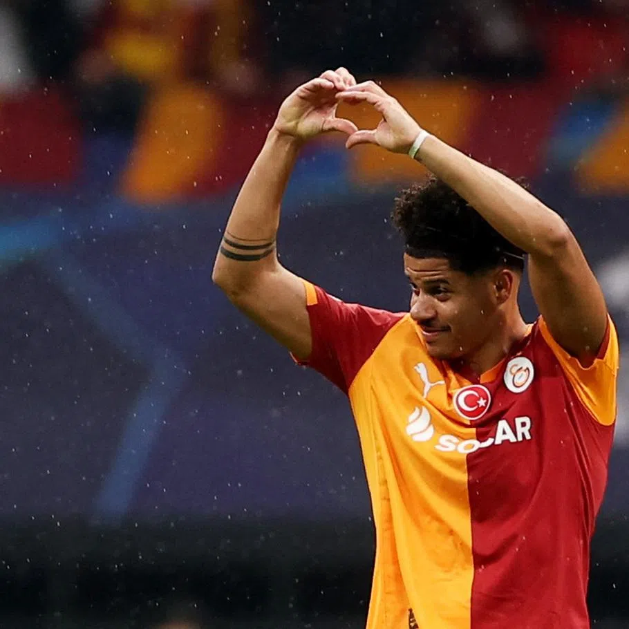 Soccer Football - UEFA Champions League - Play Off - First Leg - Galatasaray v Juventus - Rams Park, Istanbul, Turkey - February 17, 2026 Galatasaray's Gabriel Sara celebrates scoring their first goal REUTERS/Umit Bektas