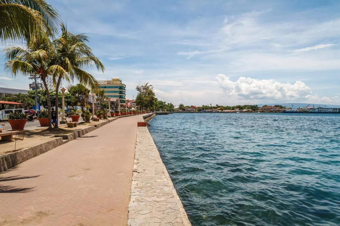 The promenade along Rizal Boulevard. The Philippines city of Dumaguete was designated a UNESCO Creative City of Literature in October 2025.