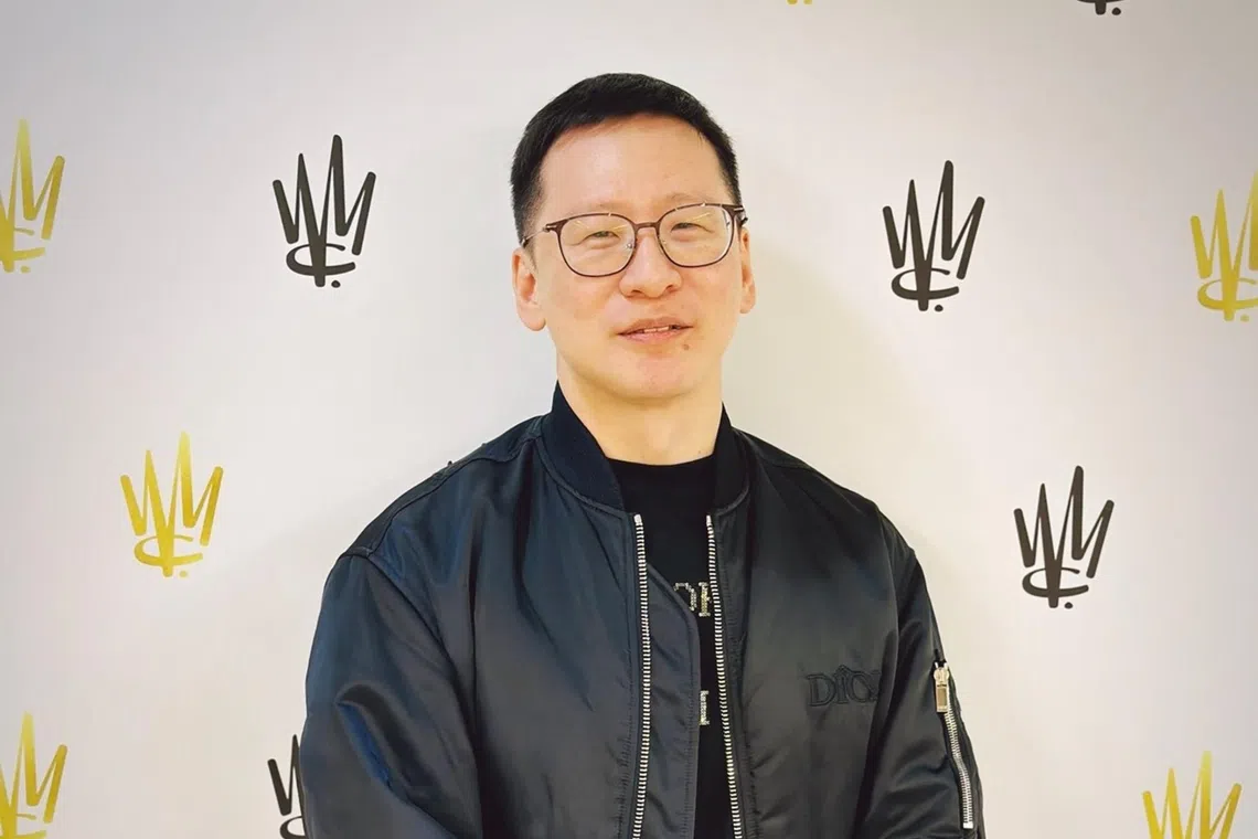 Tan Boon Wah, composer of the theme song If It's Not Mine for the Venice-nominated film Girl, which is directed by Shu Qi.