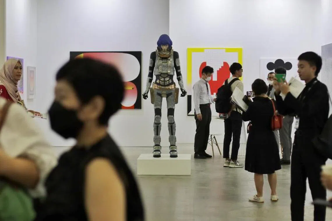 Art SG drew nearly 43,000 visitors to more than 160 art galleries showing at the anchor event for Singapore Art Week.