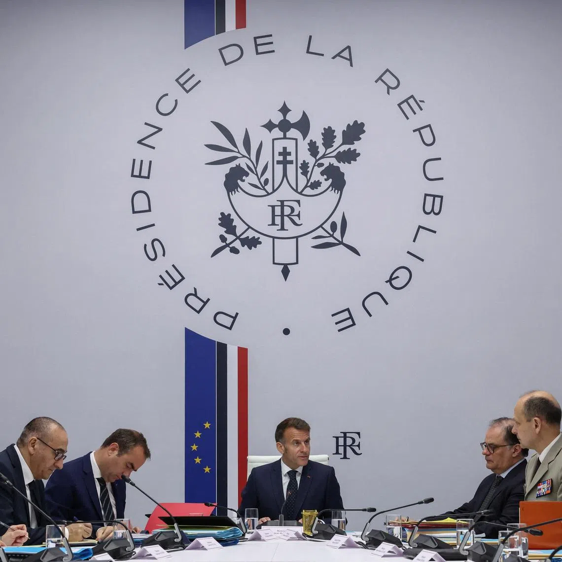 French President Emmanuel Macron holds a meeting of France's defence and security council following the Iran war ceasefire announcement and to address the return of Cecile Kohler and Jacques Paris, two French nationals freed by Iran after three and a half years in detention, at the Elysee Palace in Paris, France, April 8, 2026. REUTERS/Tom Nicholson/Pool