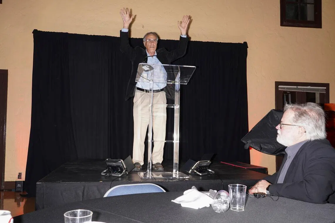 Dr Robert Zubrin, the Mars Society founder and the author of The Case for Mars, speaks at a banquet during an annual convention held by the Mars Society on the University of Southern California campus in Los Angeles on Oct 10.