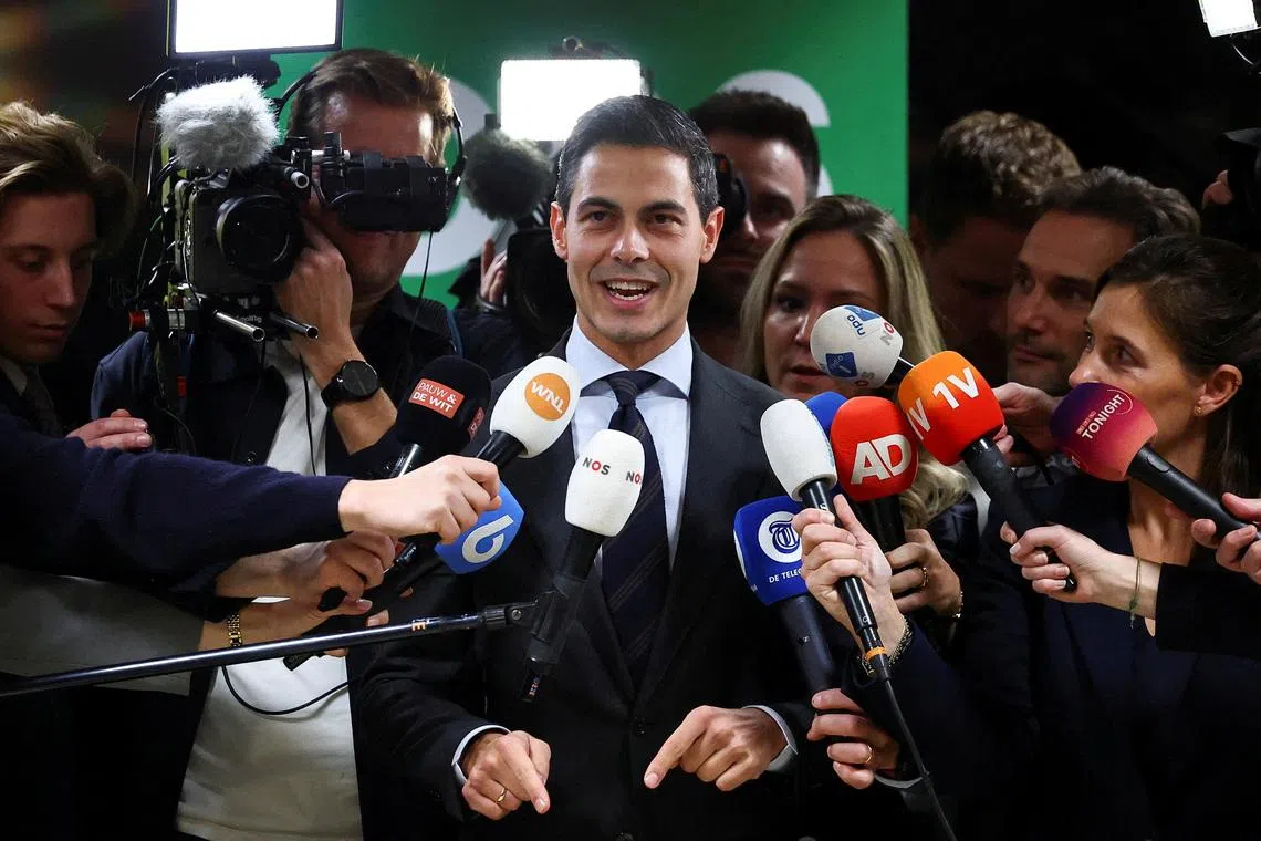 FILE PHOTO: Democrats 66 (D66) party leader Rob Jetten speaks next to the media members at the Dutch Parliament, after the Dutch parliamentary elections, in The Hague, Netherlands, October 30, 2025. REUTERS/Piroschka Van De Wouw/File Photo