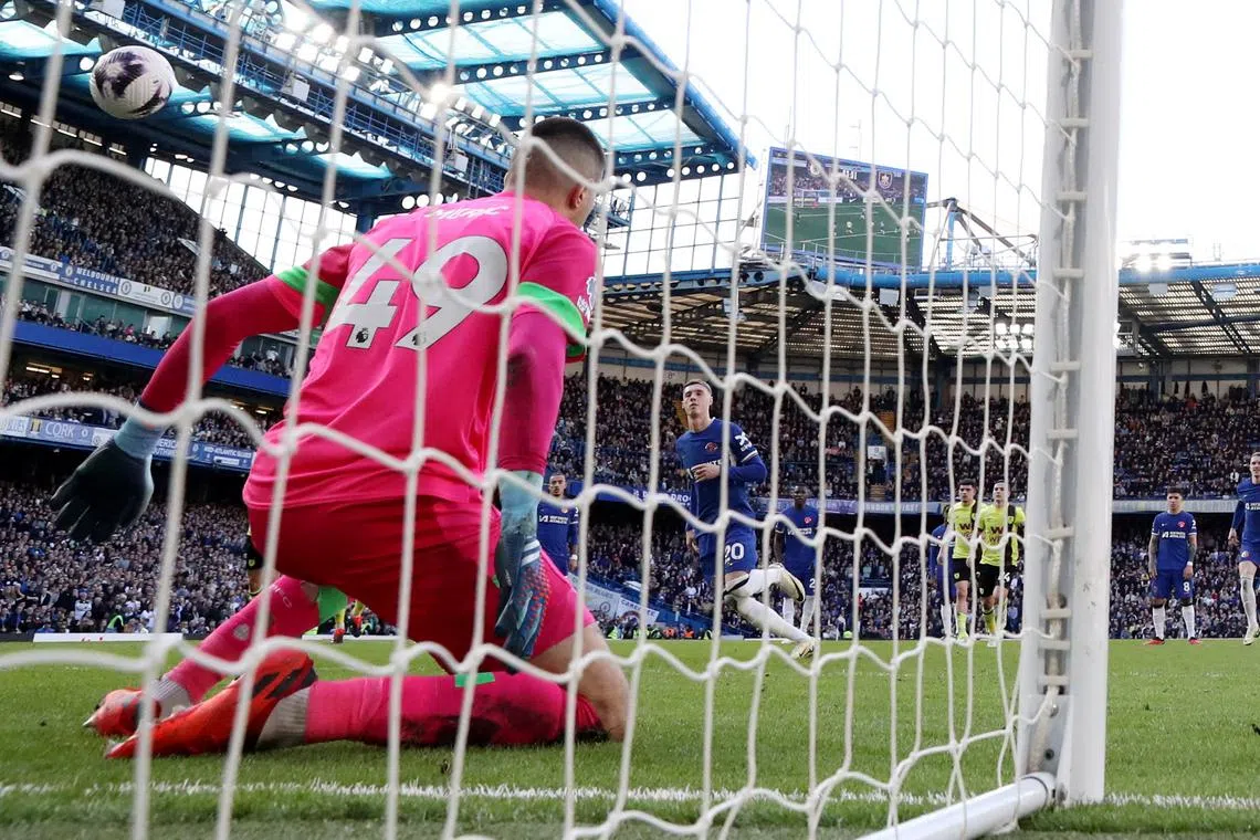 Soccer Football - Premier League - Chelsea v Burnley - Stamford Bridge, London, Britain - March 30, 2024 Chelsea's Cole Palmer scores their first goal from the penalty spot Action Images via Reuters/Peter Cziborra