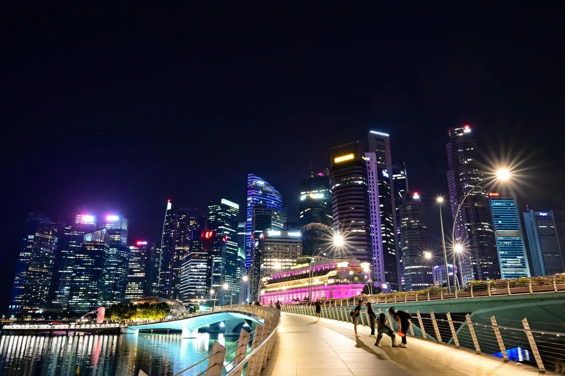 ST20241029-202498700630-Lim Yaohui-pixstroke29/
Ocean Financial Centre (middle) and OCBC Centre (second from right) in blue light against CBD skyline on Oct 29, 2024.
Singapore lights up on World Stroke Day. Several landmarks and buildings islandwide will be lit up in blue to show support for stroke survivors and their caregivers on their recovery journey on Oct 29, 2024.
The World Stroke Day Landmark Light Up is in-line with the National Stroke Awareness Campaign organised by the Ministry of Health’s Stroke Services Improvement (SSI) team to raise awareness on stroke. Aptly themed “Be Stroke S.M.A.R.T., Think F.A.S.T.”, the campaign focuses on stroke prevention this year, in addition to the importance of swift recognition of stroke symptoms to reduce stroke-related deaths and disabilities.
(ST PHOTO: LIM YAOHUI)
