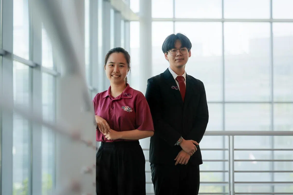 Thaddaeus John Tham Yong Yi (right) and Lai Su Ying (left) at the launch of the Infinity Within Campaign during Tomo Day held at Republic Polytechnic on June 12, 2025.