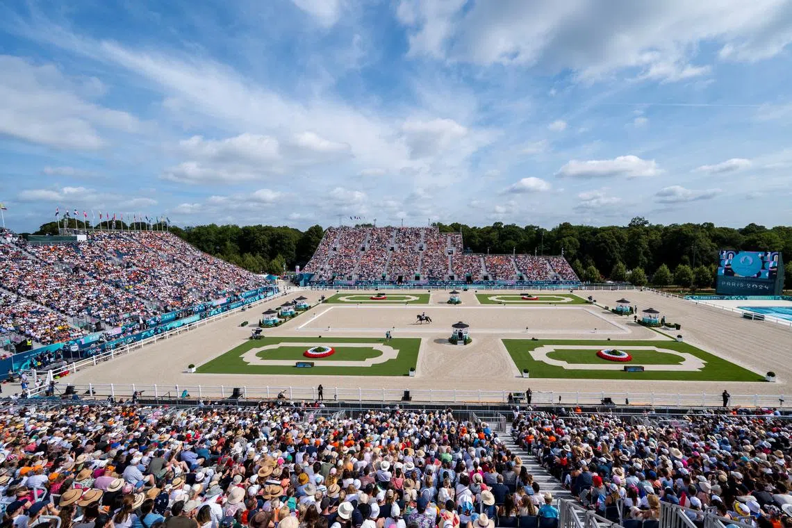 Paris 2024 Olympics - Equestrian - Dressage Individual Grand Prix Freestyle - Chateau de Versailles, Versailles, France - August 04, 2024. General view of the Dressage competition. REUTERS/Lukasz Kowalski/File Photo