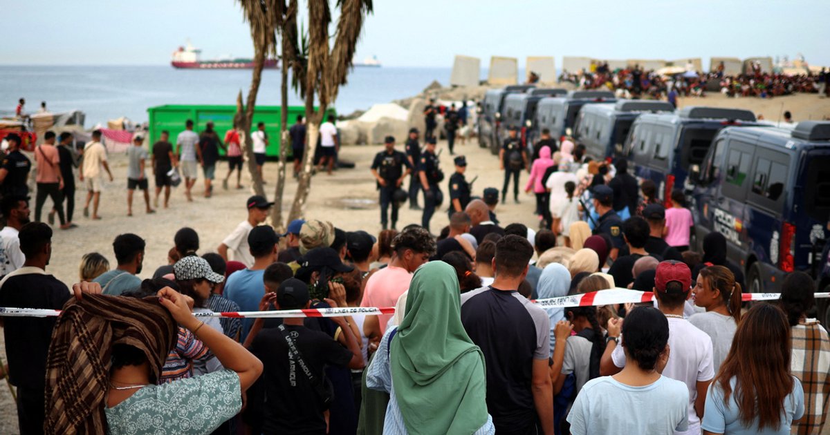 Spain orders probe after rights group alleges troops abused migrants in ...