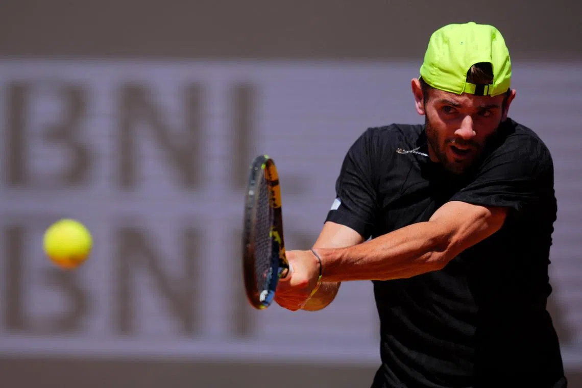 FILE PHOTO: Tennis - Italian Open - Foro Italico, Rome, Italy - May 10, 2025 Britain's Jacob Fearnley in action during his round of 64 match against Italy's Matteo Berrettini REUTERS/Aleksandra Szmigiel/File Photo