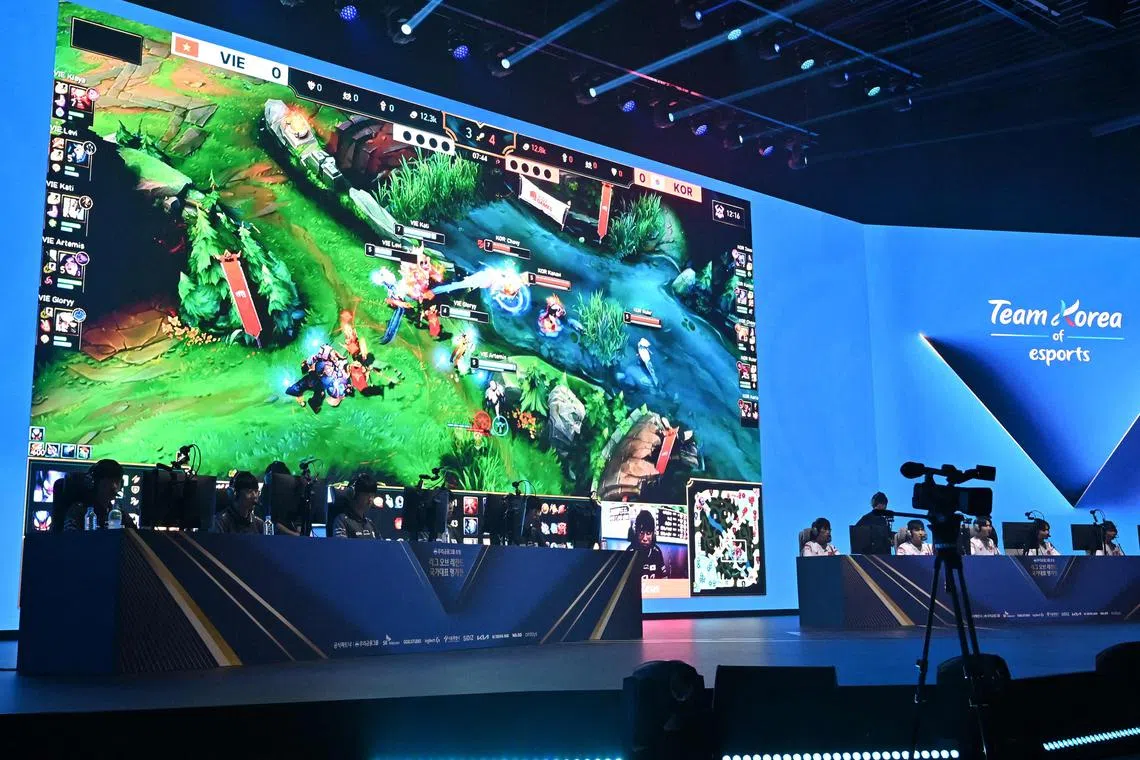 E-Sports League of Legends teams South Korea and Vietnam playing a friendly match ahead of the upcoming Asian Games.