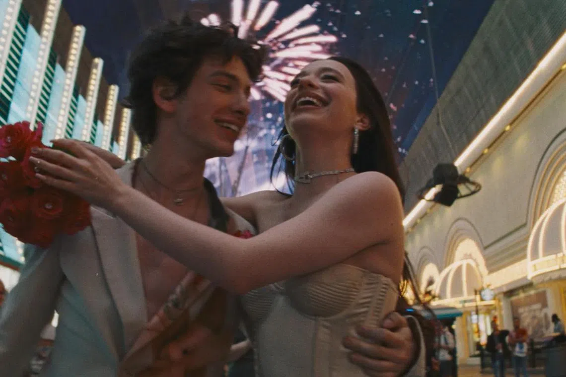 anora22 - Mark Eidelstein (left) and Mikey Madison in Anora

Source/copyright: UIP