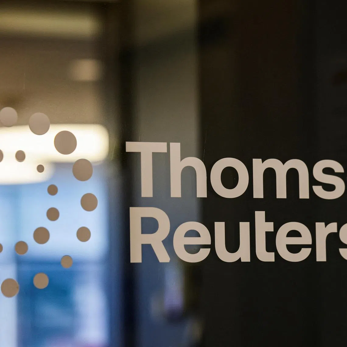 The Thomson Reuters logo is displayed on the company's building in Times Square, New York City, U.S., August 6, 2025. REUTERS/Jeenah Moon