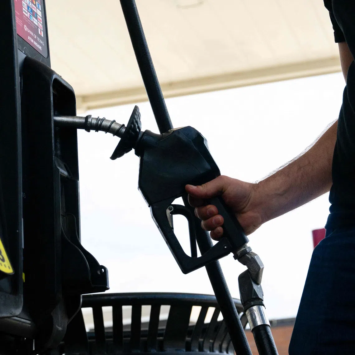 The new standards will cut the cost of new vehicles, but increase fuel consumption and carbon dioxide emissions.