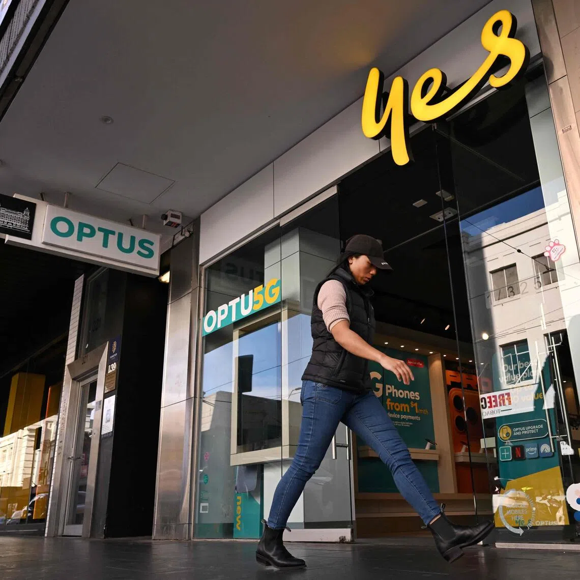 Singtel CEO Yuen Kuan Moon was summoned from Singapore to meet with Australian authorities.