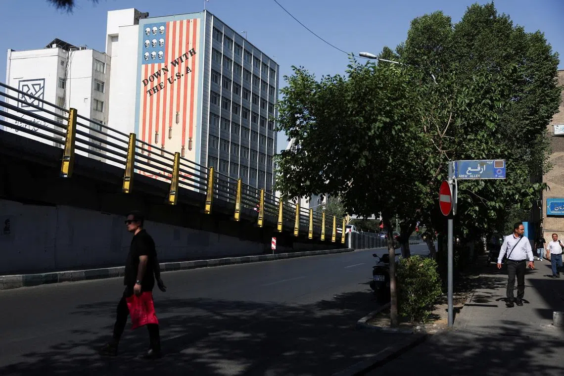 Iran seeks funds as US talks edge to interim deal, sources say