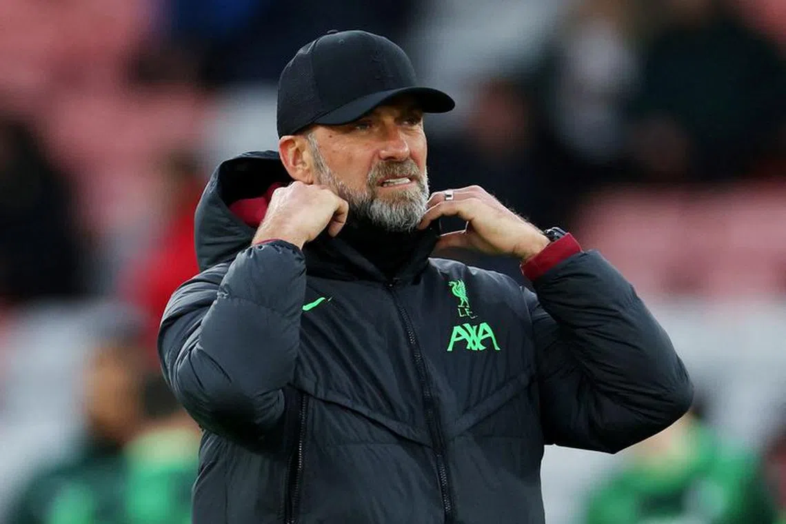 FILE PHOTO: Soccer Football - Premier League - AFC Bournemouth v Liverpool - Vitality Stadium, Bournemouth, Britain - January 21, 2024 Liverpool manager Juergen Klopp looks on during the warm up before the match REUTERS/Toby Melville/File Photo
