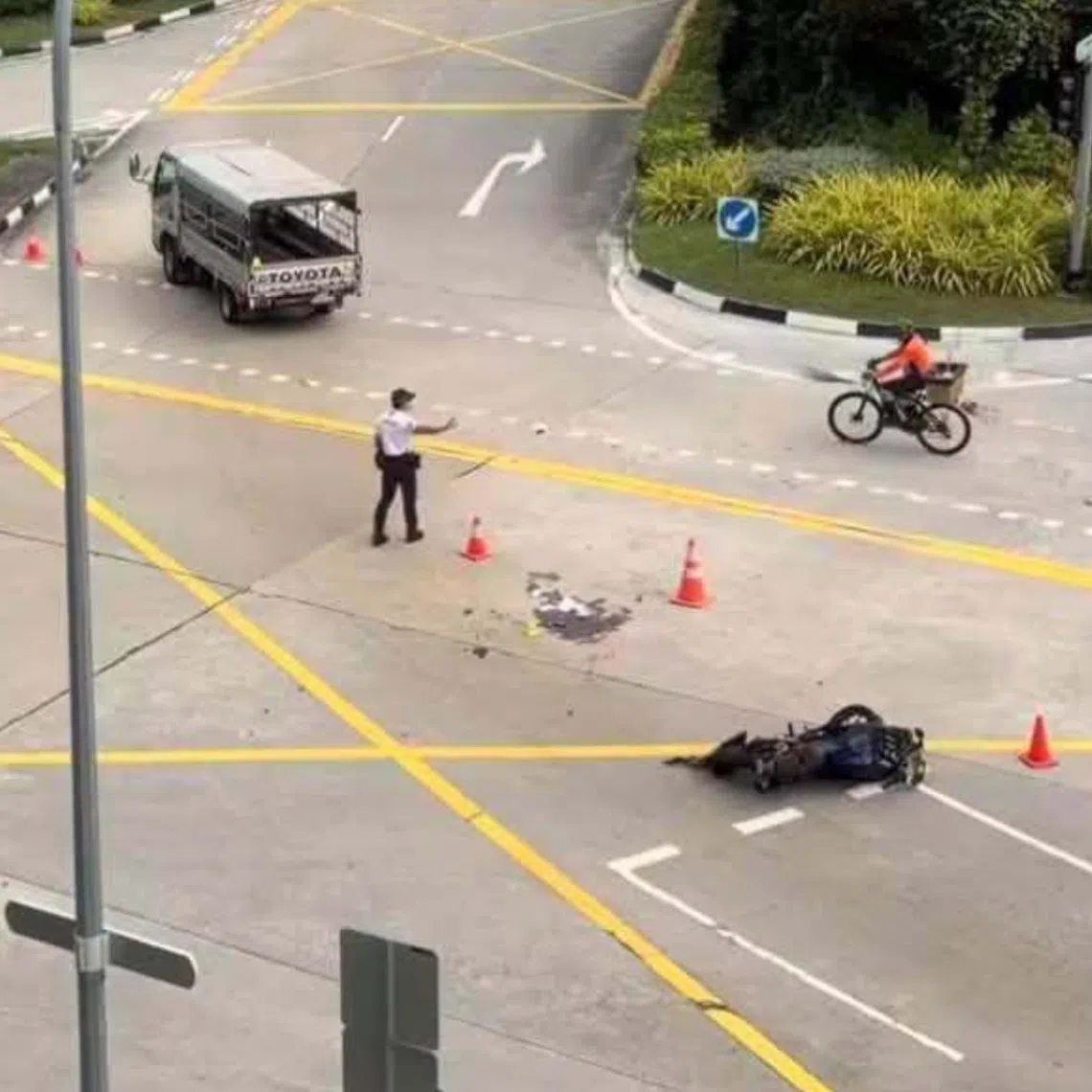 A 24-year-old male lorry driver was arrested for driving without reasonable consideration causing death.
