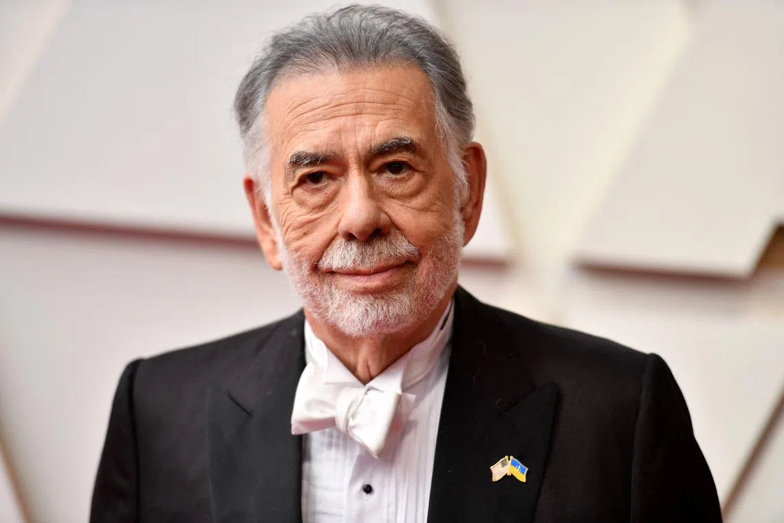 US film director Francis Ford Coppola is accused of trying to kiss scantily clad extras while filming a nightclub sequence.