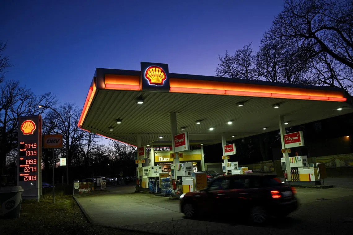 A car drives onto a gas station of the company Shell, amid the U.S.-Israeli conflict with Iran, in Berlin, Germany March 4, 2026. REUTERS/Annegret Hilse