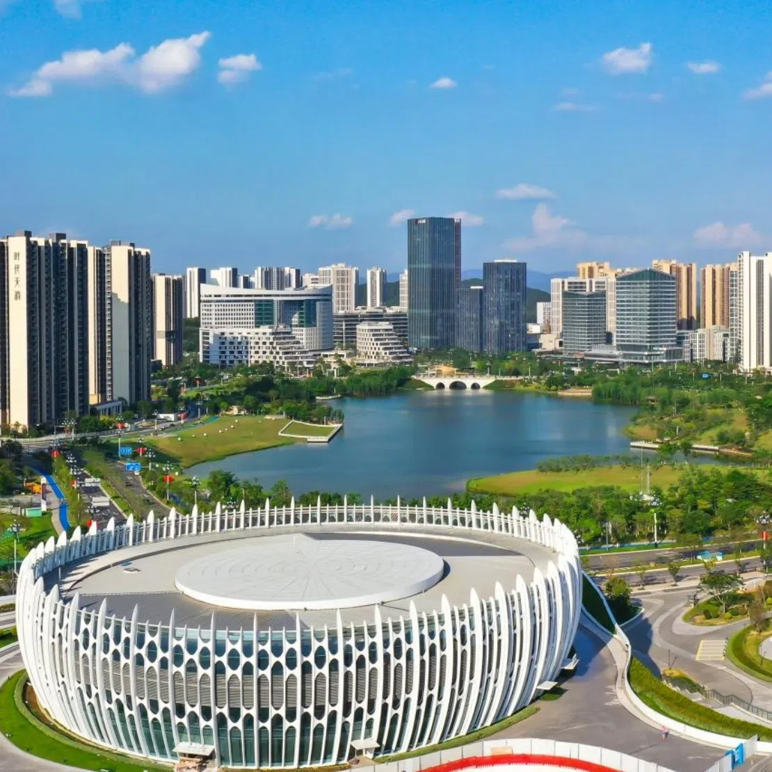 Established in 2010, the China-Singapore Guangzhou Knowledge City is located in Guangzhou’s Huangpu District.