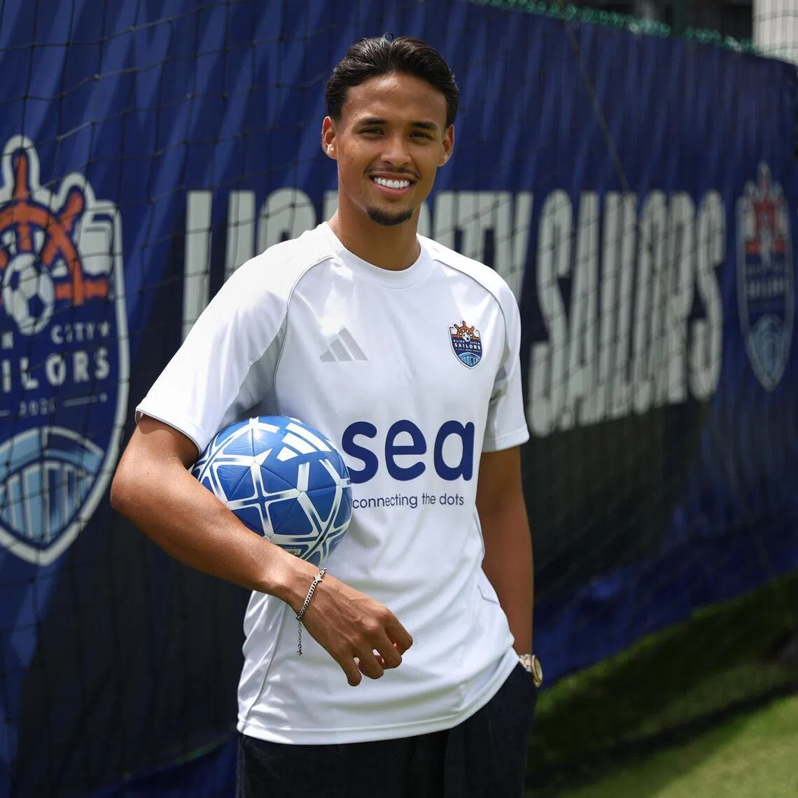 Ilhan Fandi has signed a two-year contract with the Lion City Sailors.