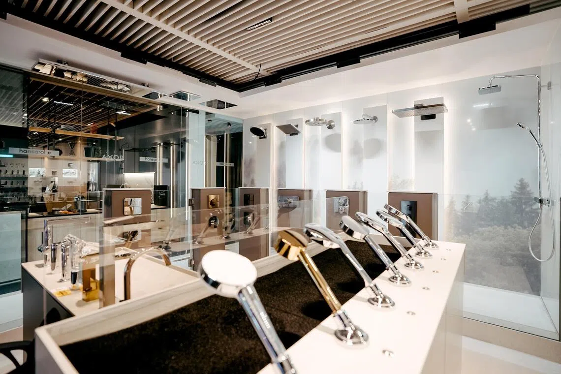 Feel different showers at Hansgrohe’s The Water Studio.