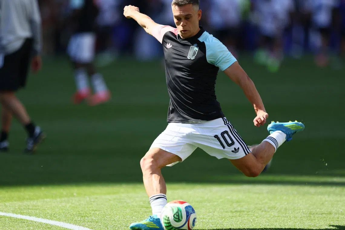 Soccer Football - FIFA World Cup 2026 - Round of 16 - United States v Belgium - Seattle Stadium, Seattle, Washington, U.S. - July 6, 2026 Belgium's Leandro Trossard during the warm up before the match IMAGN IMAGES via Reuters/Blake Dahlin