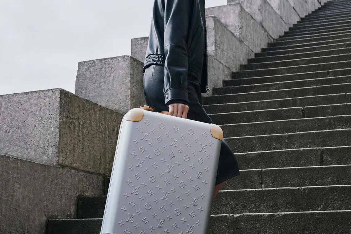 On the go with the Horizon Aluminum.