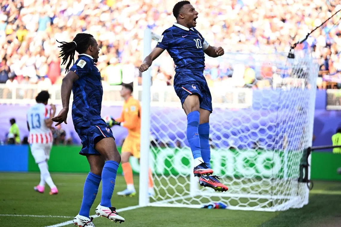 Soccer Football - FIFA World Cup 2026 - Round of 16 - Paraguay v France - Philadelphia Stadium, Philadelphia, Pennsylvania, U.S. - July 4, 2026 France's Kylian Mbappe celebrates scoring their first goal REUTERS/Dylan Martinez