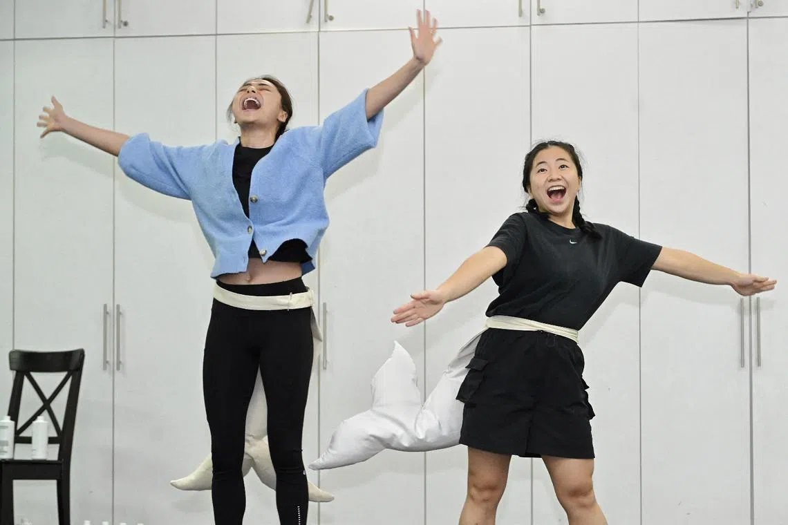 Actors Ching Shu Yi (left) and Cheryl Ho in Mandarin theatre company Nine Years Theatre's first children's theatre show, Phinny & Wally.