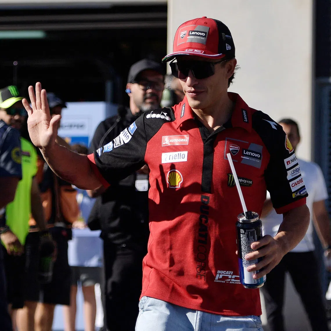 MotoGP - Aragon Grand Prix - Ciudad del Motor de Aragon, Aragon, Spain - August 30, 2026 Ducati Lenovo Team's Marc Marquez ahead of the riders' parade REUTERS/Pablo Morano